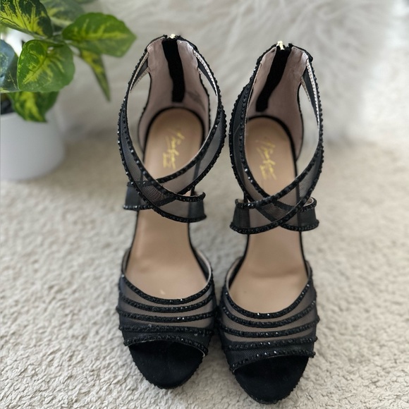 Thalia Sodi Ceara Platform Evening Sandals with Rhinestone Embellishments - Picture 3 of 9